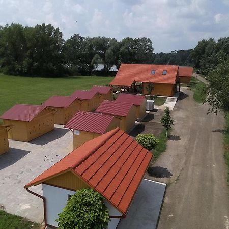 Tómajor Vendégházak Tiszaeszlar Exterior foto