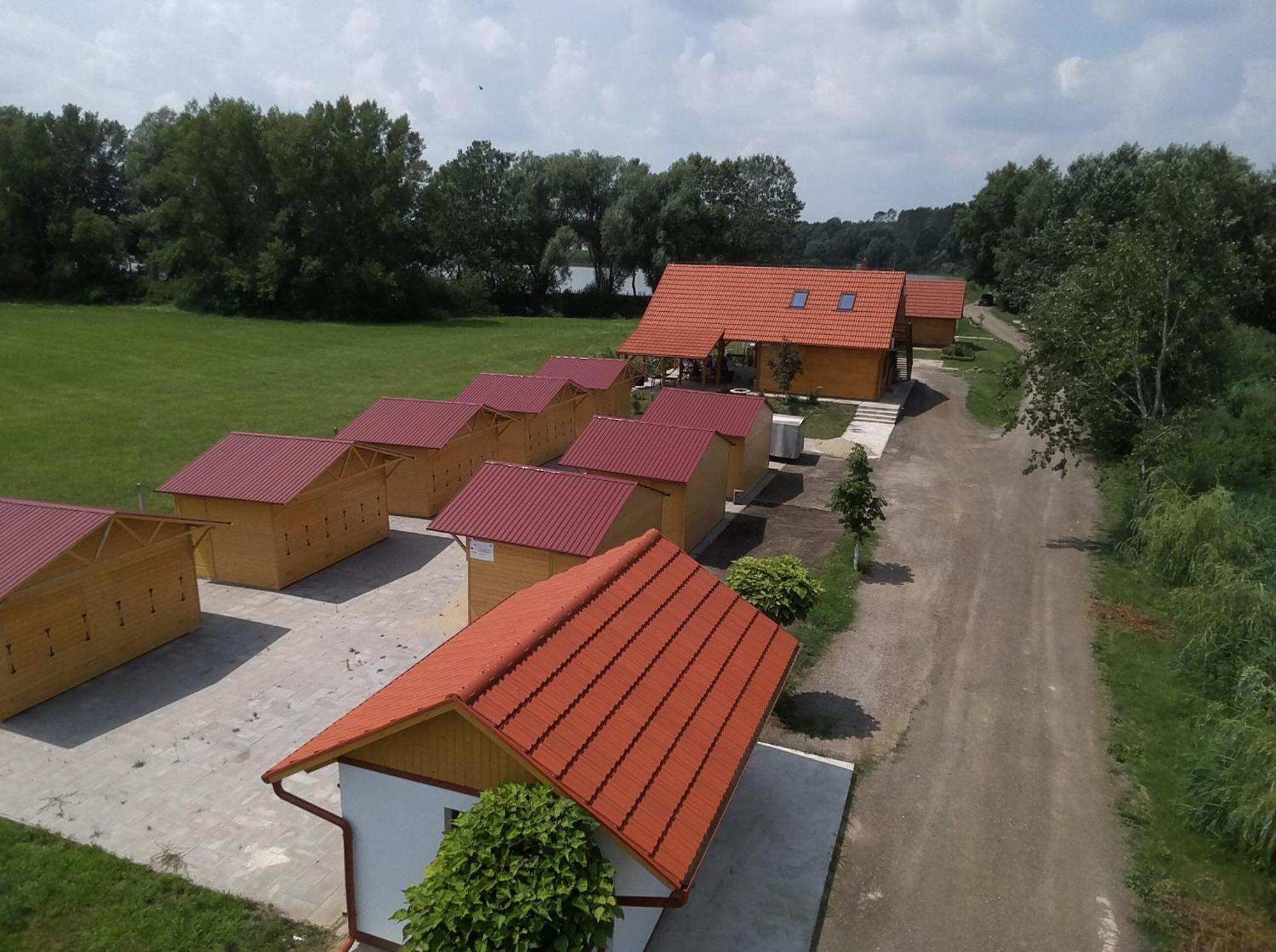 Tómajor Vendégházak Tiszaeszlar Exterior foto